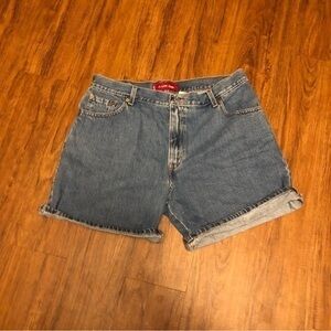 Vintage Levi’s Classic Jean Shorts 16 Misses